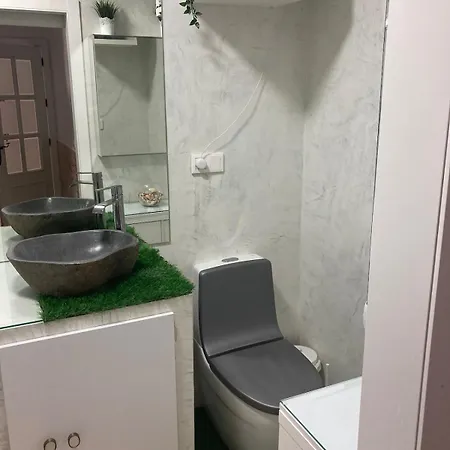 With Views To The Natural Park 아파트 파시나스